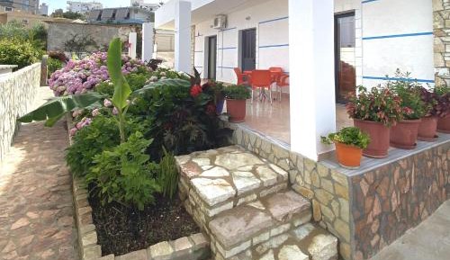 Apartment with Garden View
