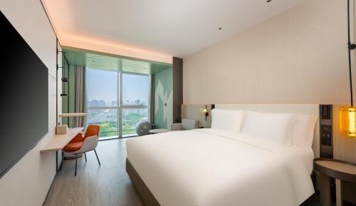 Standard King Room
