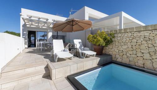 Villa with Sea View