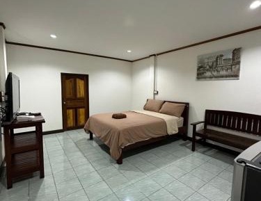 Quadruple Room with Private Bathroom