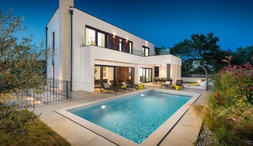 Villa with Private Pool