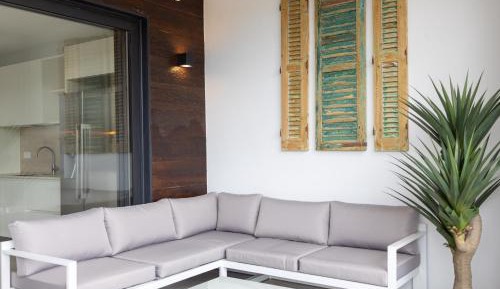Apartment with Balcony