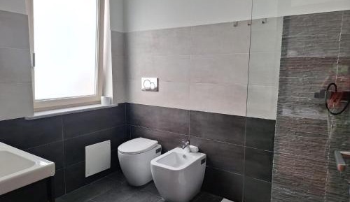 Quadruple Room with Private Bathroom