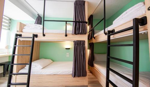 Bed in 4-Bed Mixed Dormitory Room