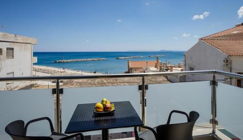 Studio with Sea View