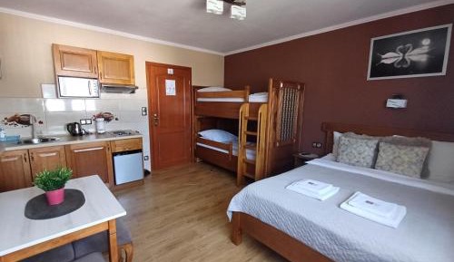 Quadruple Room with Private Bathroom