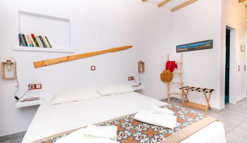Double Room with Balcony and Sea View