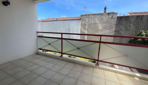 Apartment (2 Adults)