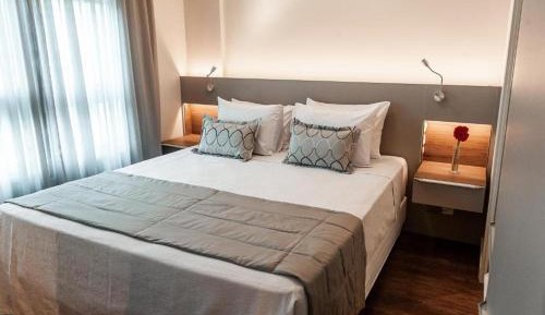 Studio Casal King com sofá-cama