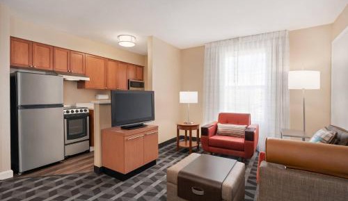 Two-Bedroom Suite