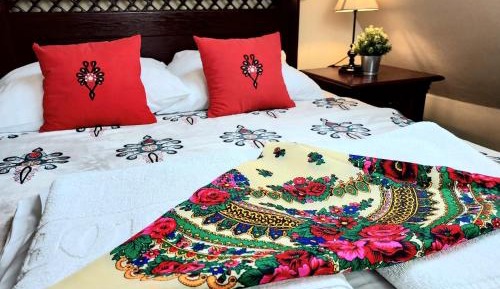 Deluxe Family Suite