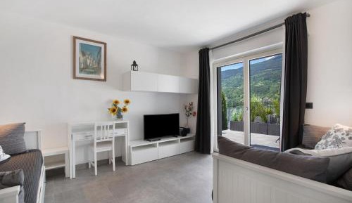 Superior One-Bedroom Apartment with Balcony
