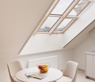 PRESIDENTIAL SUITE with Prague castle view
