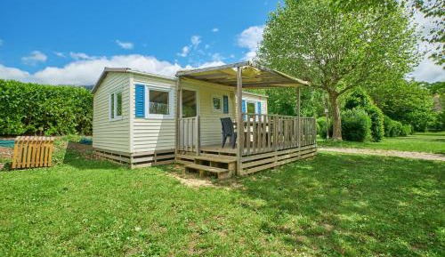 Three-Bedroom Superior Apartment
