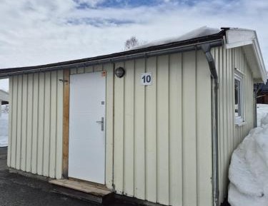 Cottage with Shared Bathroom