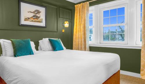 Large Double Room