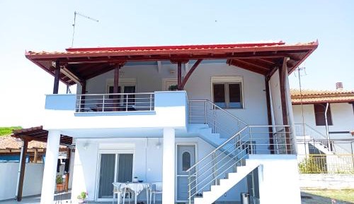 Two-Bedroom Deluxe Apartment with Balcony