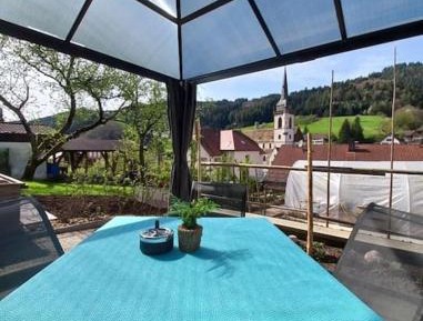 One-Bedroom Apartment with Garden View