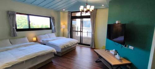 Double or Twin Room with Garden View