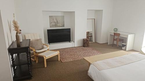 Deluxe Double Room with Bath