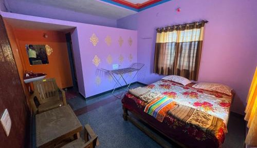 Deluxe Room (2 Adults + 1 Child)