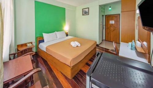 Standard King Room