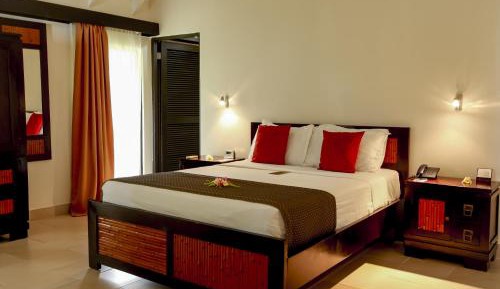 Bungalow with Lagoon View