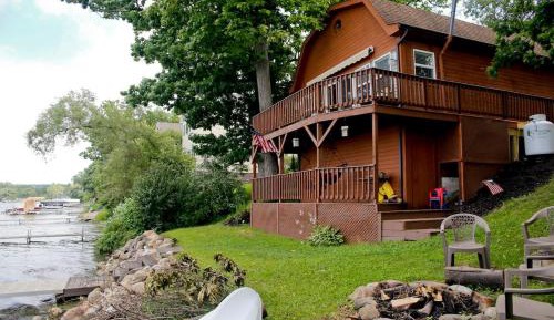 Two-Bedroom Holiday Home