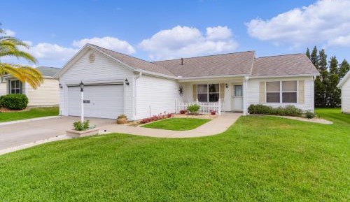 Two-Bedroom Holiday Home