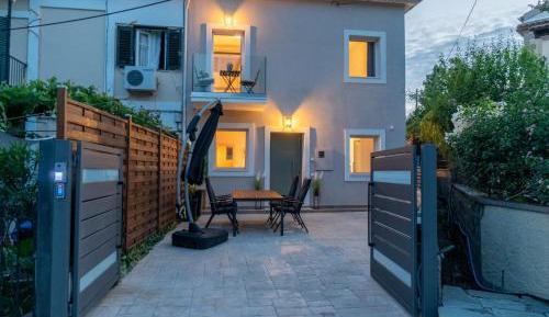 Maisonette