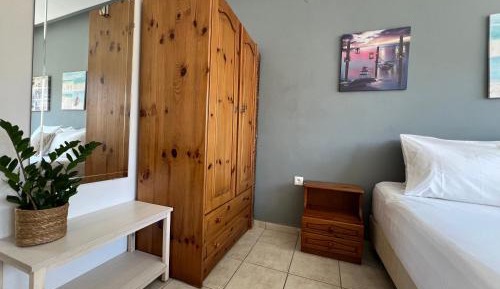Studio Apartment with Balcony