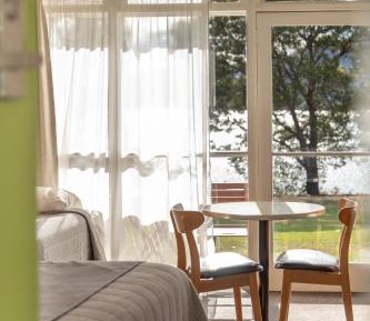 Double or Twin Room with River View - Ground Floor