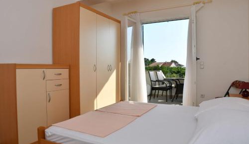 Two-Bedroom Apartment with Balcony and Sea View