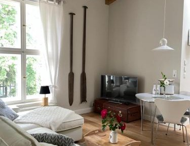 One-Bedroom Apartment with Garden View