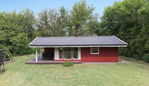 Three-Bedroom Holiday Home 