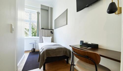 Small Single Room