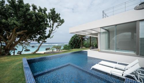 Villa - Beach Front