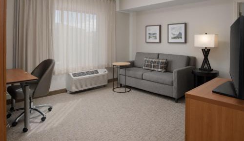 One-Bedroom Suite