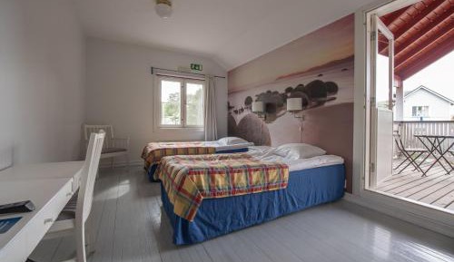 Twin Room with Balcony