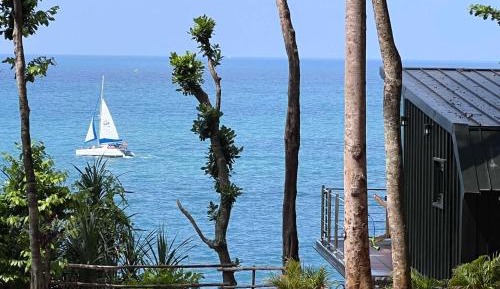 Deluxe Bungalow with Sea View
