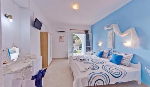 Studio with Sea View (2 Adults)