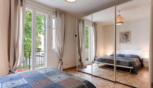 Superior One-Bedroom Apartment with Balcony