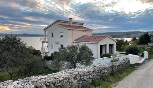Villa with Sea View