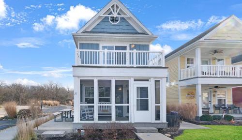 Three-Bedroom Holiday Home 