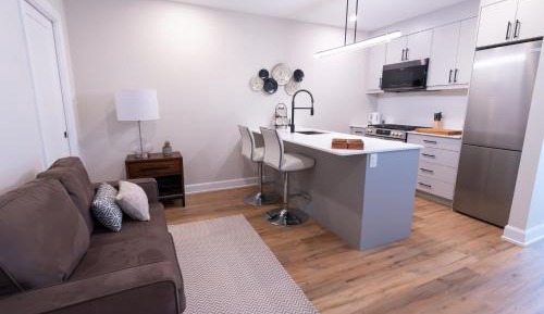 Studio Apartment with Queen Bed
