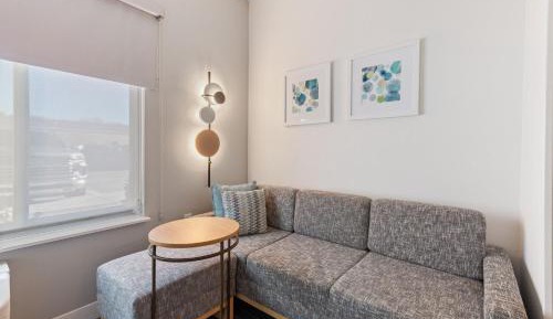 King Studio with Sofa Bed