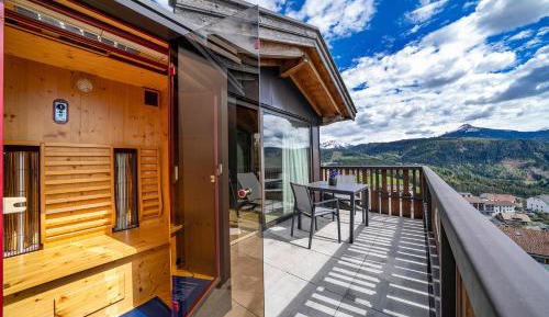 Superior One-Bedroom Apartment with Balcony