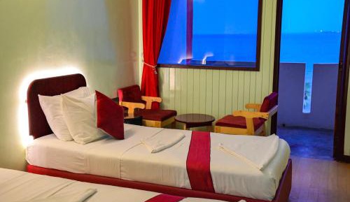 Double or Twin Room with Lake View