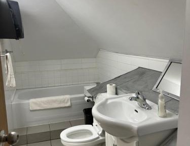 Standard Double Room with Shared Bathroom