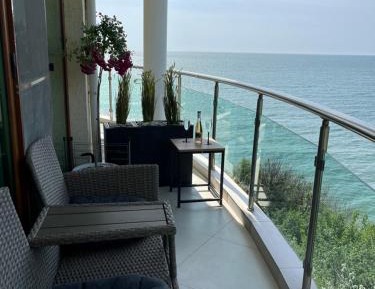 Studio with Sea View